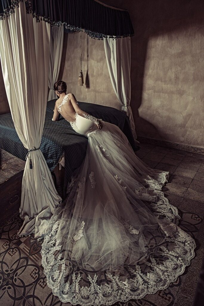 Vestido de novia 1730 de Julia Kontogruni
