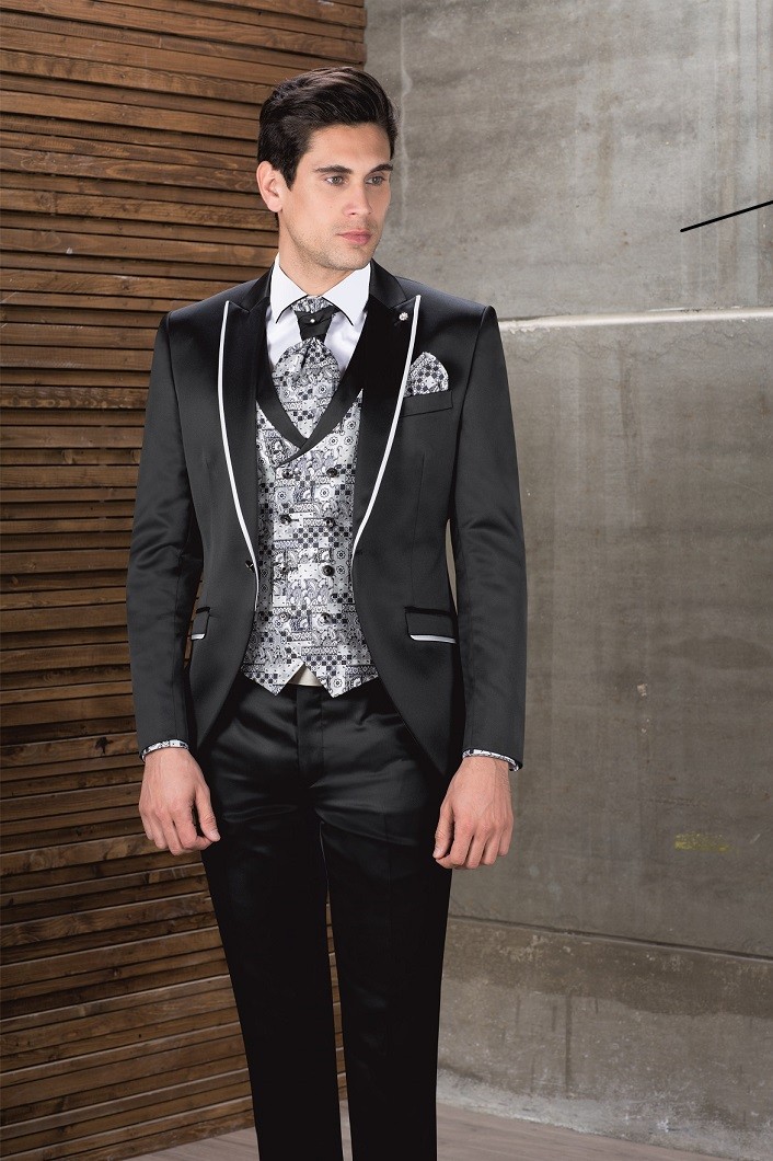Trajes de novio 16 - Roberto Vicentti