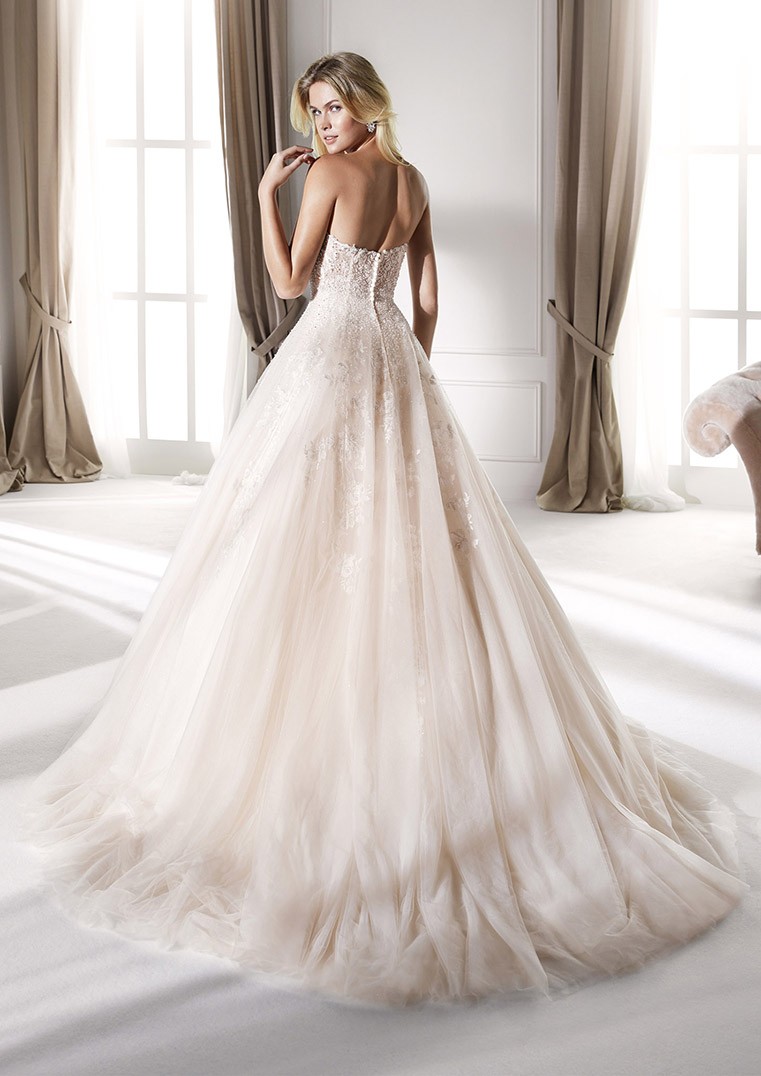 Vestido de novia NIA2023