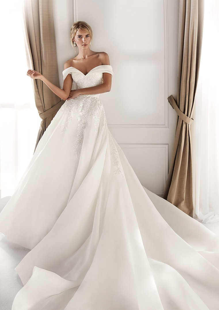 Vestidos de novia NIA2059