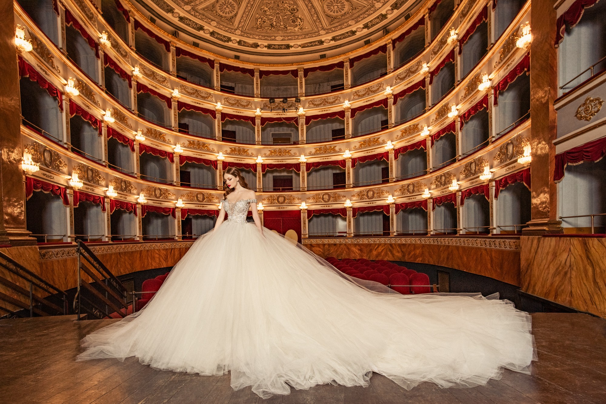 Vestidos de novia CB COUTURE 12 - JULIA KONTOGRUNI
