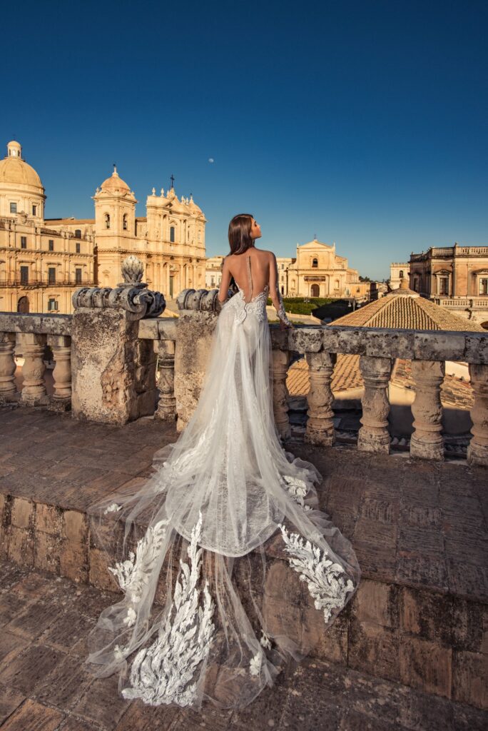Vestidos de novia JK COUTURE 33 - JULIA KONTOGRUNI