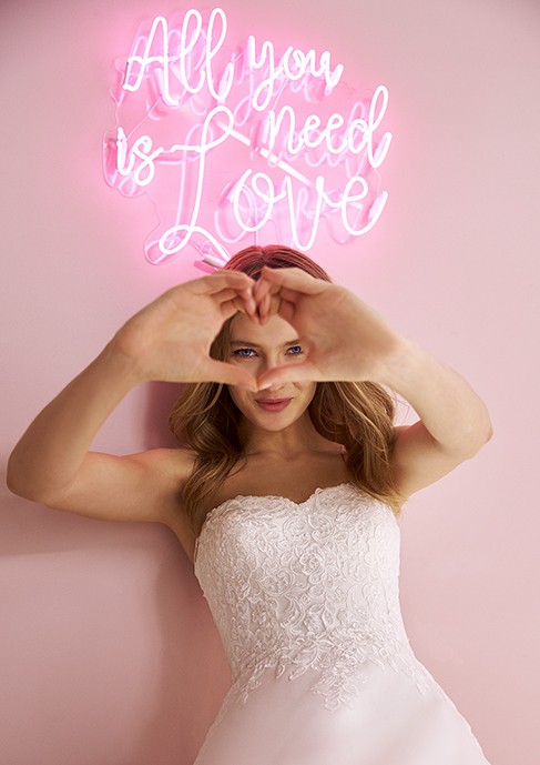 Vestidos de novia YVONNE - WHITE ONE