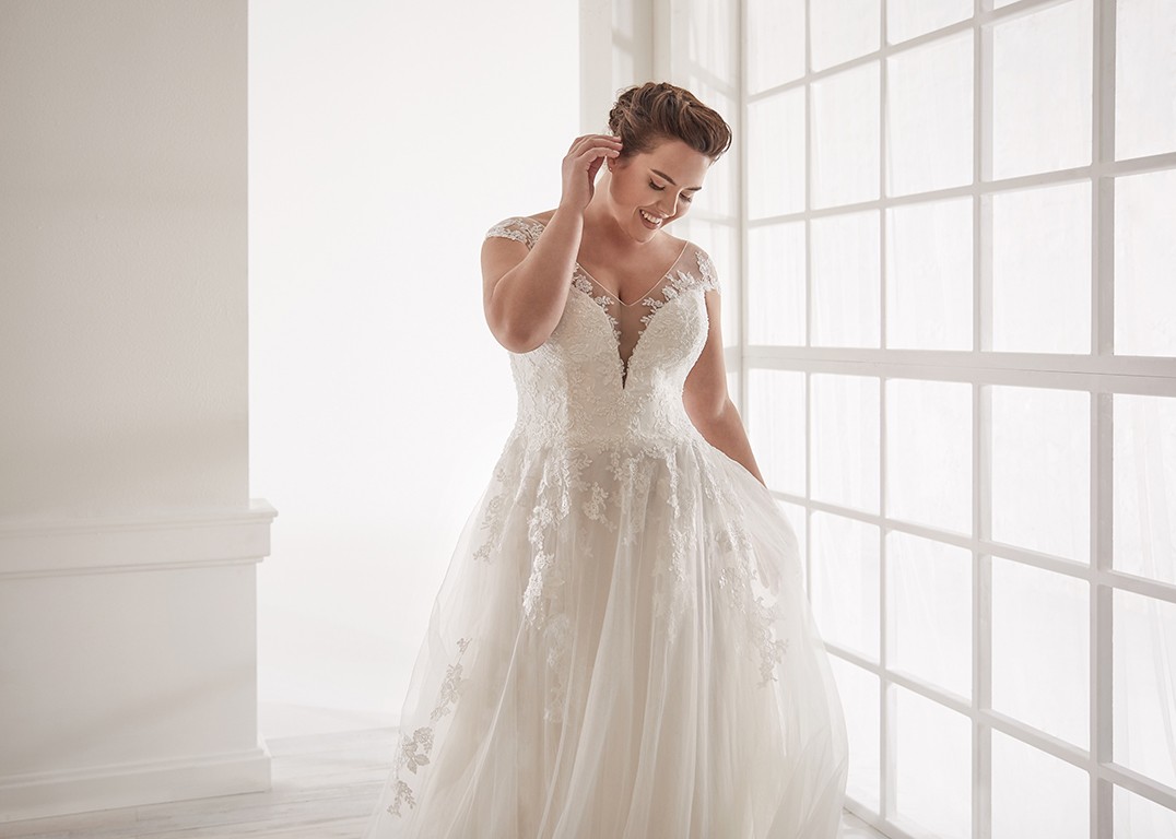 Vestidos de novia CVA20141 - WHITE ONE PLUS