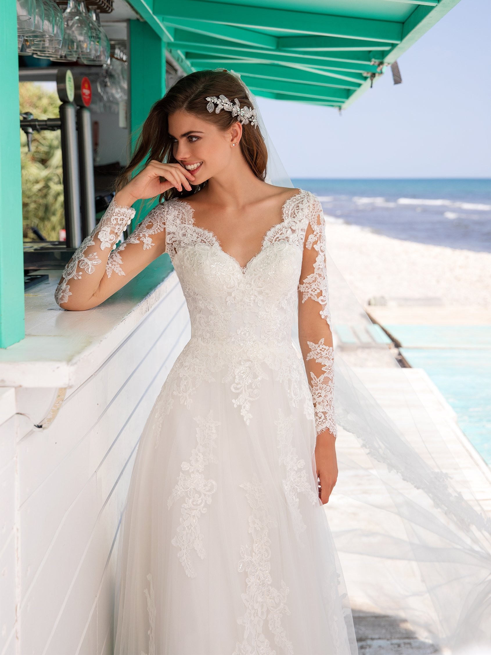 Vestidos de novia DIONNE - WHITE ONE