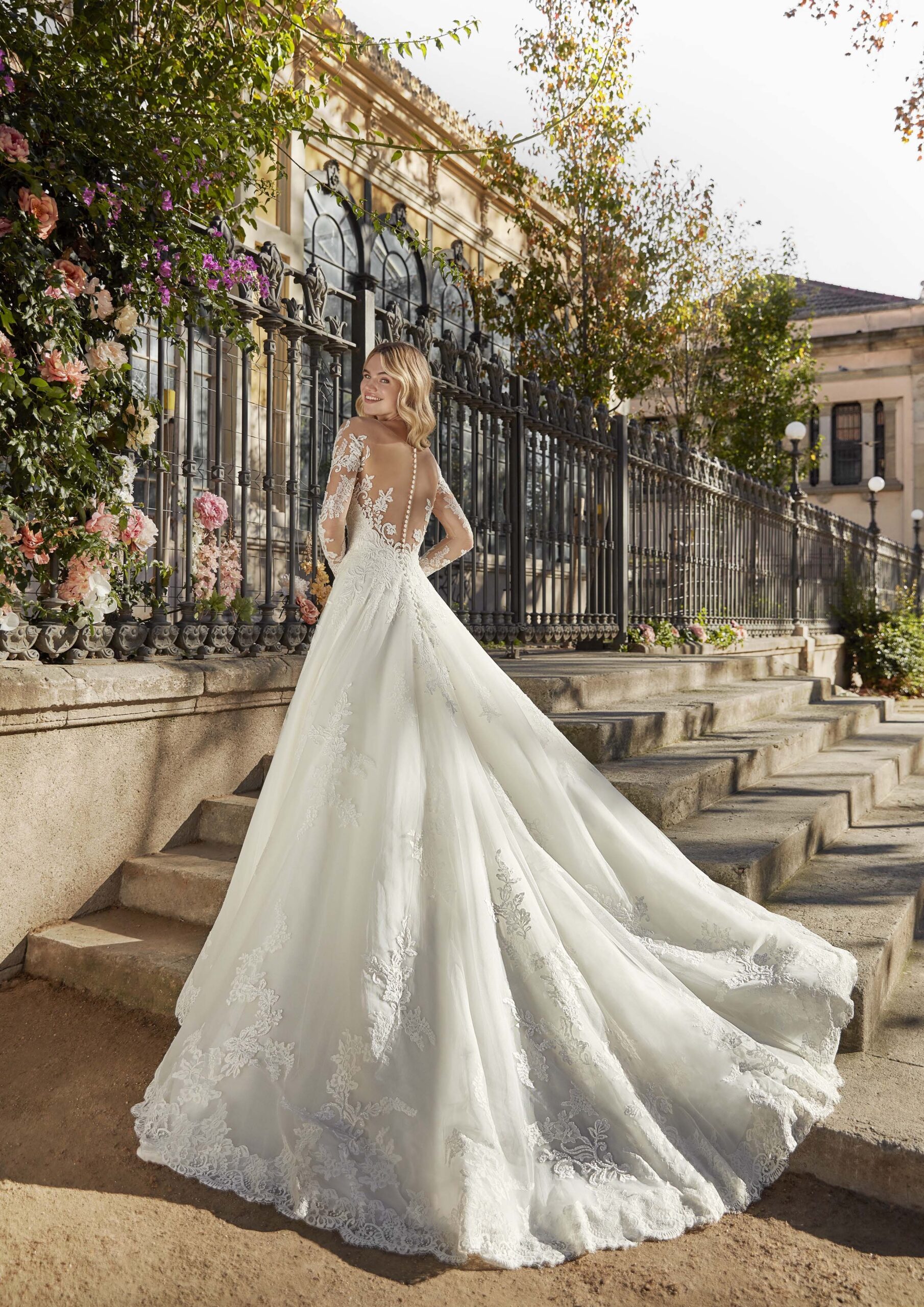 Vestidos de novia BADAJOZ - LA SPOSA