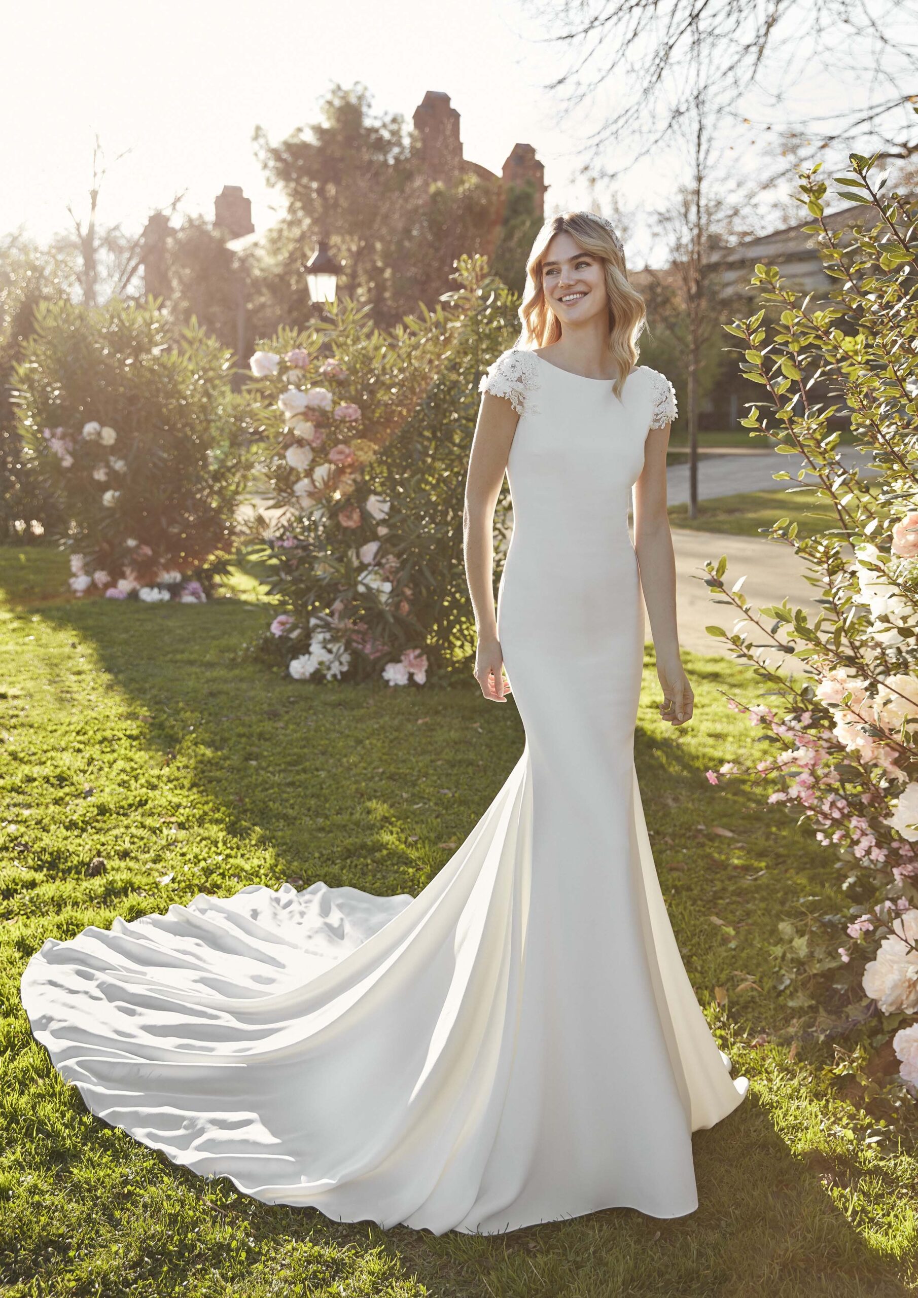 Vestidos de novia BERMUDAS - LA SPOSA