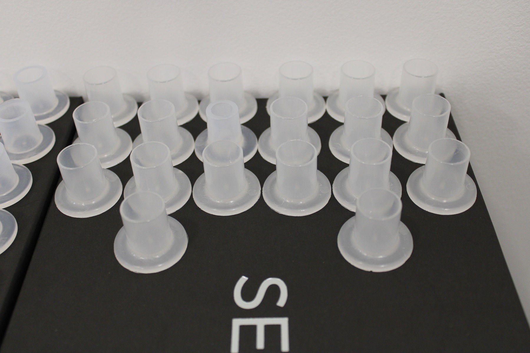 Protectores de tacones cesped