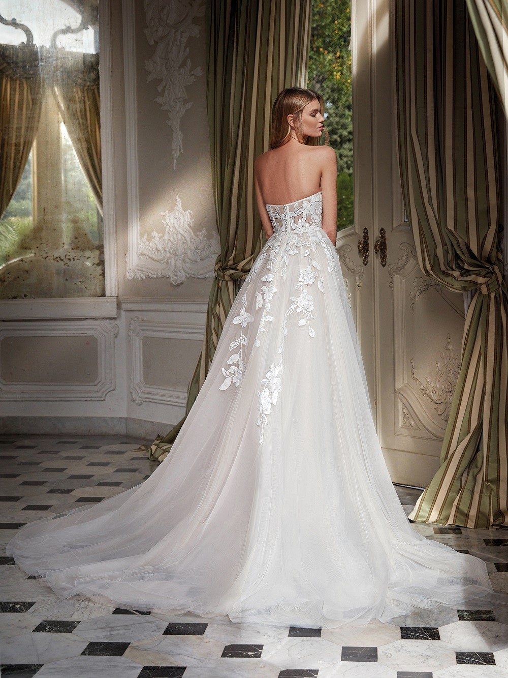 Vestidos de novia CHIARA - Nicole