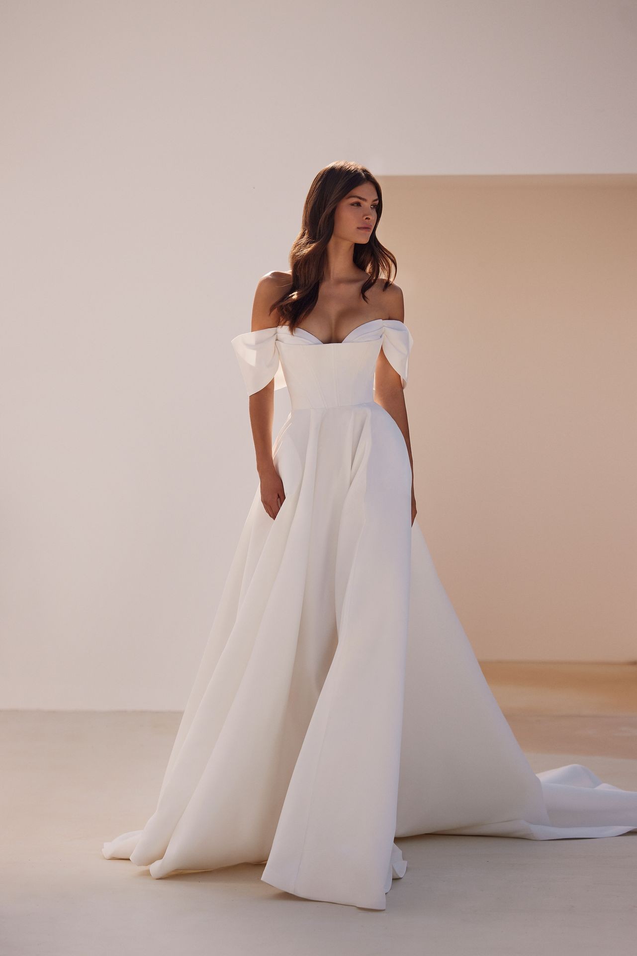 Vestidos de novia Besset - MILLA NOVA