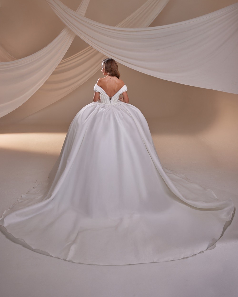 Vestidos de novia GRETA - QUEENS