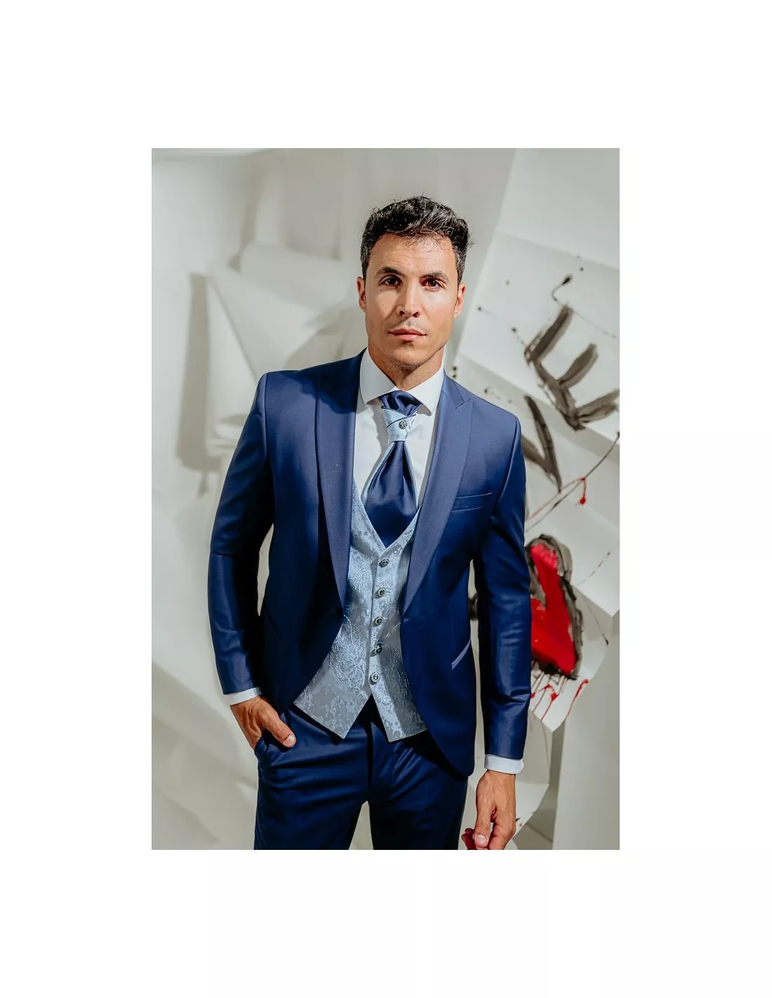 traje-de-novio-trieste-sedka-novios