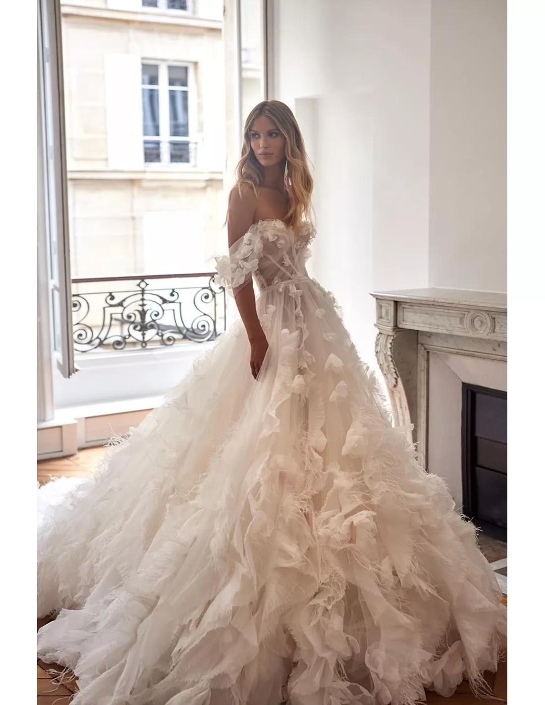 vestidos-de-novia-rochelle-milla-nova