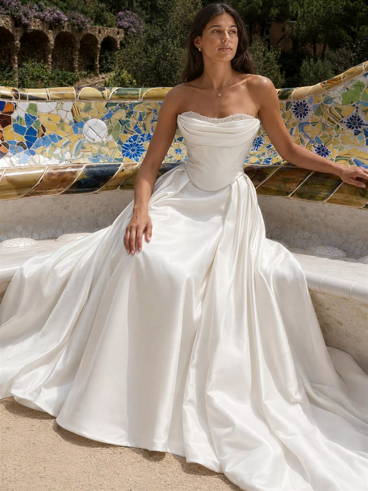 vestido-novia-alma-sedkastudio-crepé-palabradehonor-espaldacorsé-editorial-sedkanovias