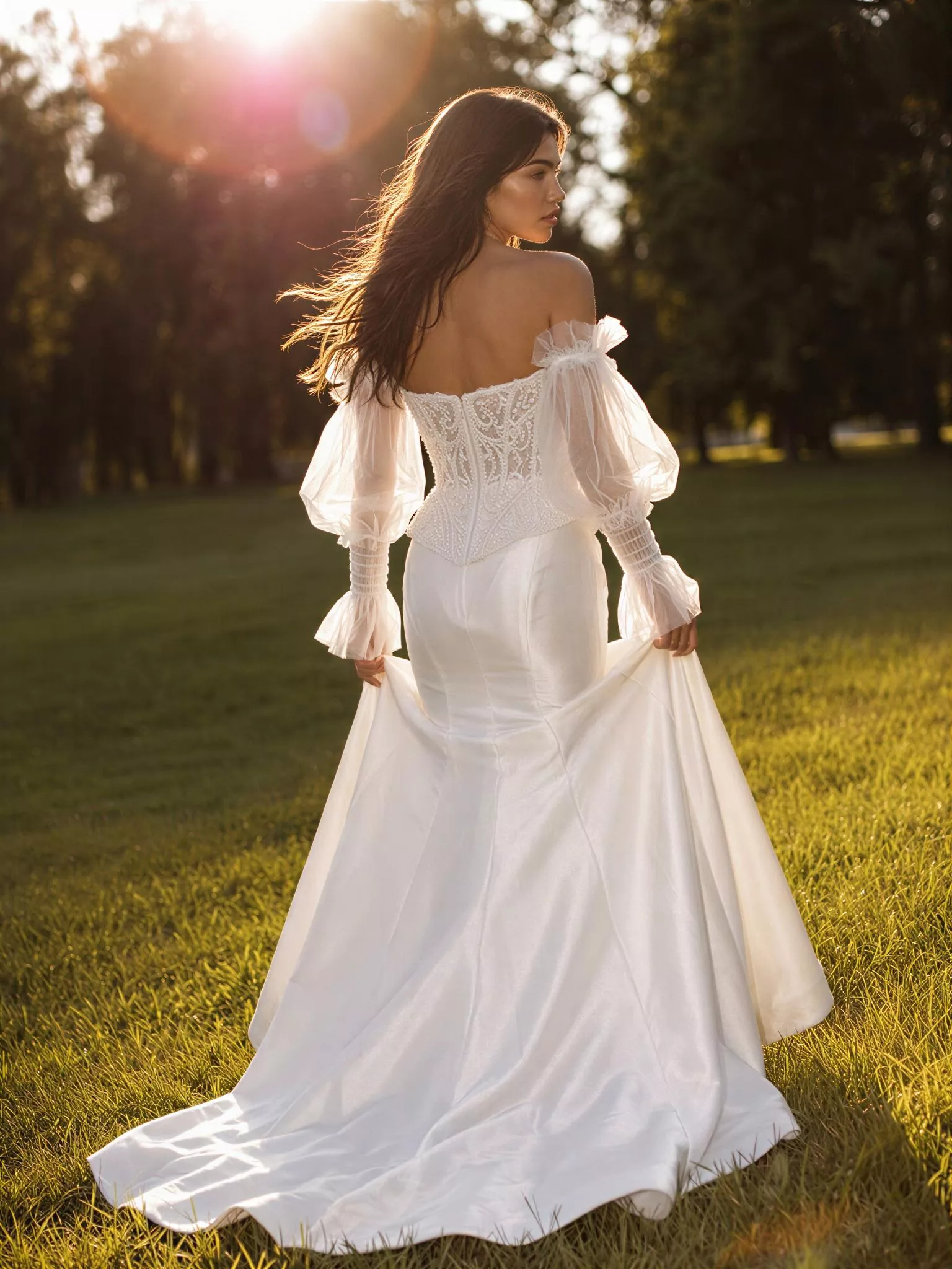 vestido-novia-aya-sedkaatelier-encaje-escotepalabradehonor-espaldarecta-sedkanovias