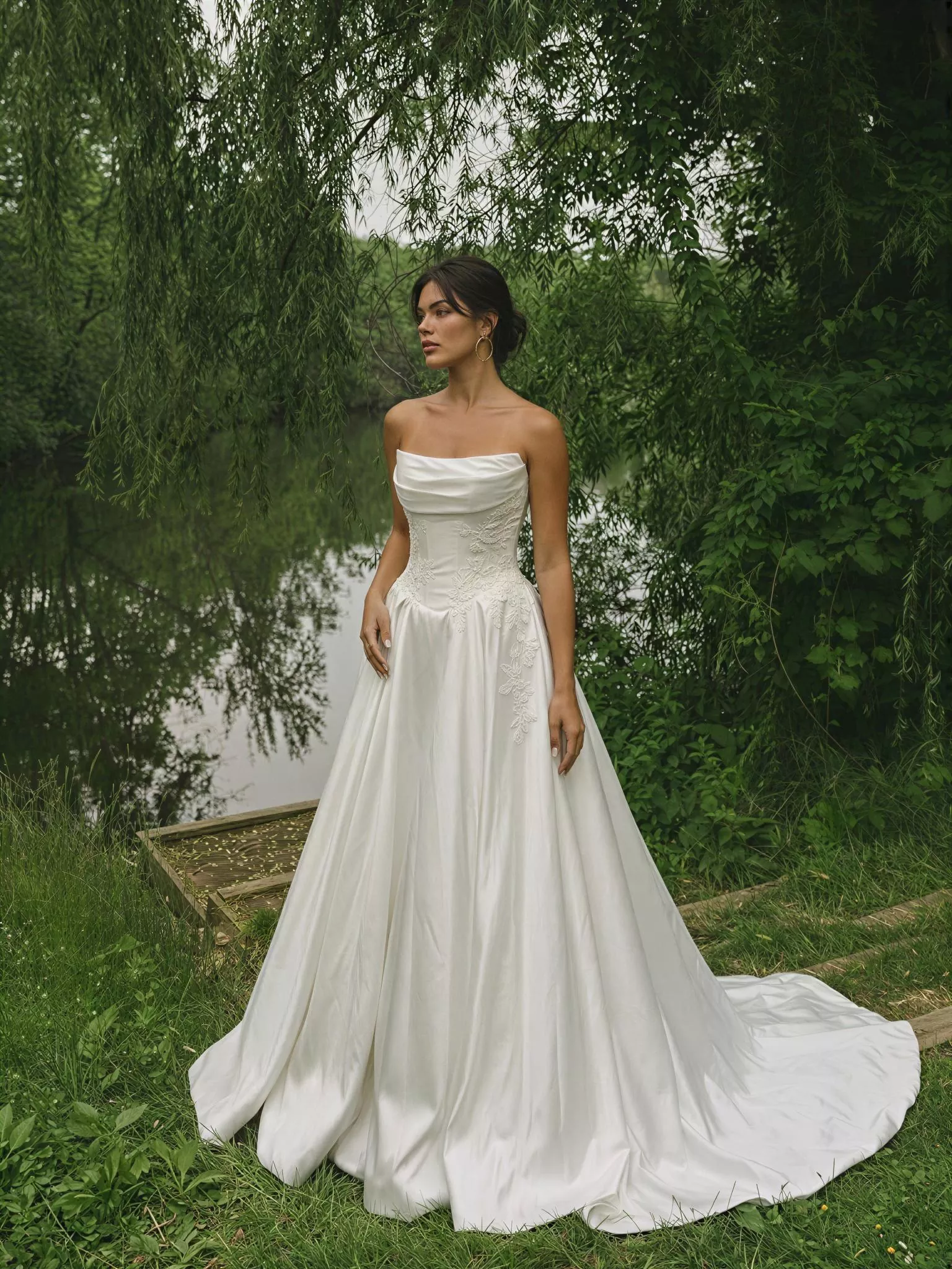 vestido-novia-azucena-sedkaatelier-crepé-escotepalabradehonor-espaldarecta-frente-sedkanovias