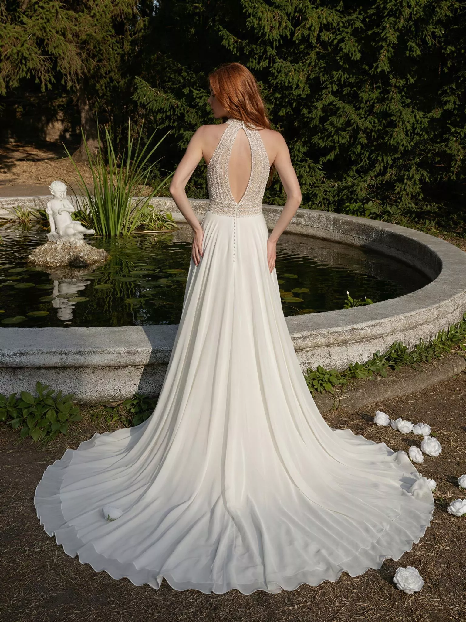 vestido-novia-fraya-sedkaatelier-encaje-escotehalter-espaldahalter-sedkanovias