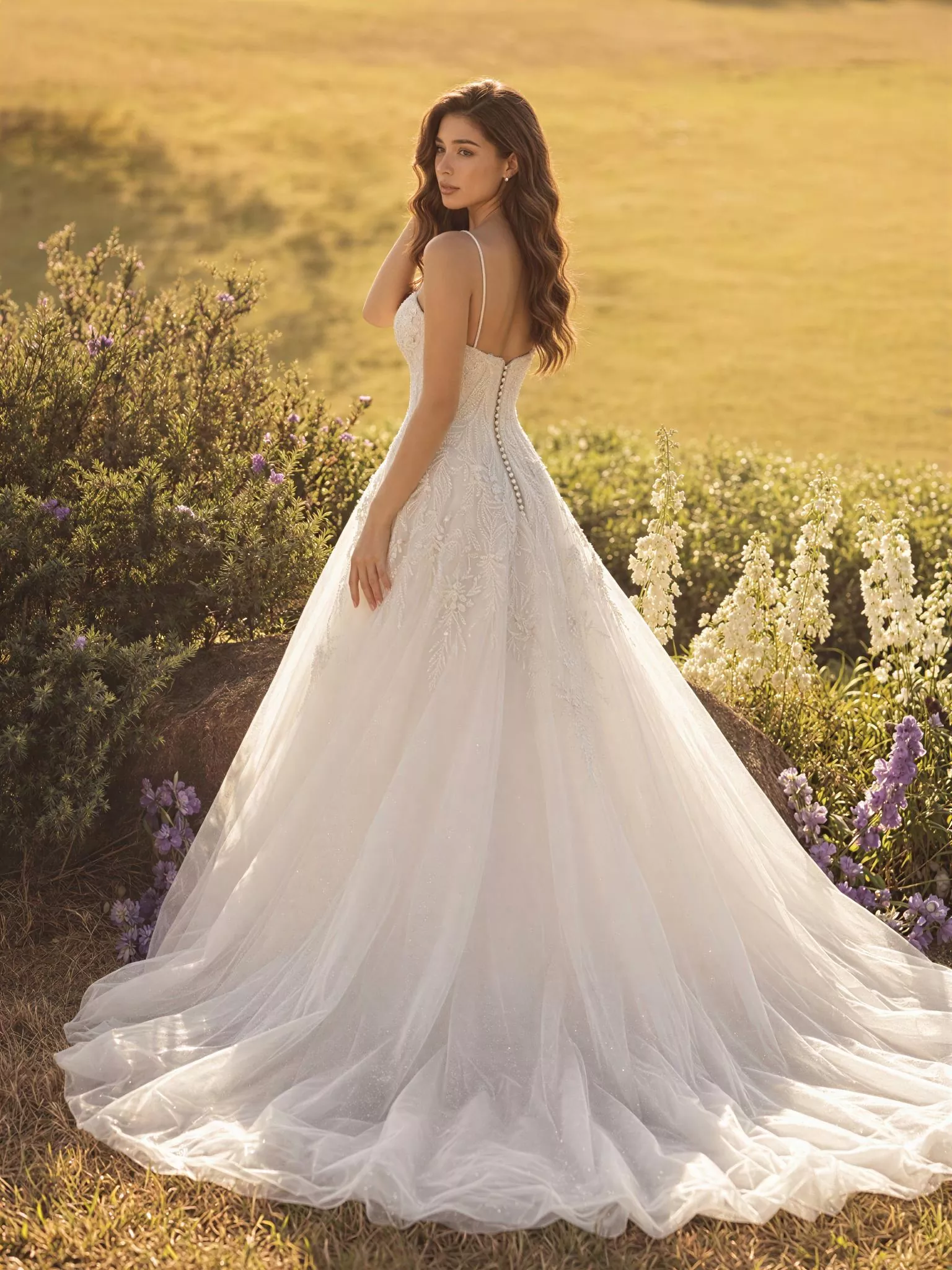 vestido-novia-hercula-sedkaatelier-encaje-escotecorazón-espaldarecta-sedkanovias