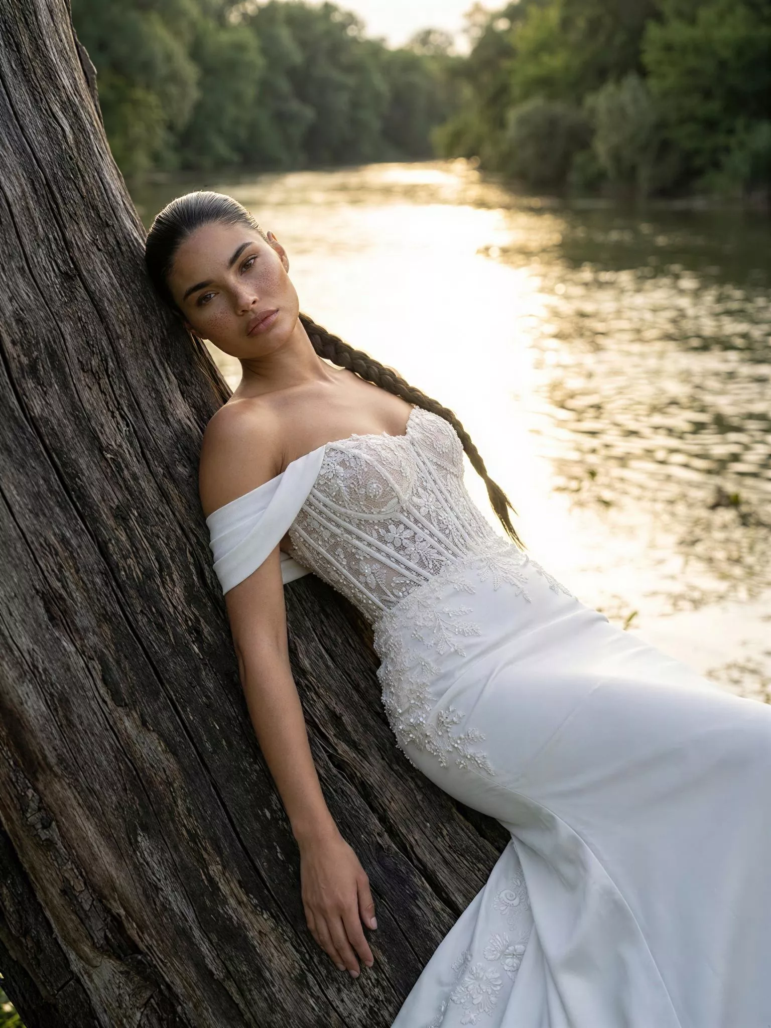 vestido-novia-itara-sedkaatelier-encaje-escotecorazón-espaldarecta-editoriall-sedkanovias