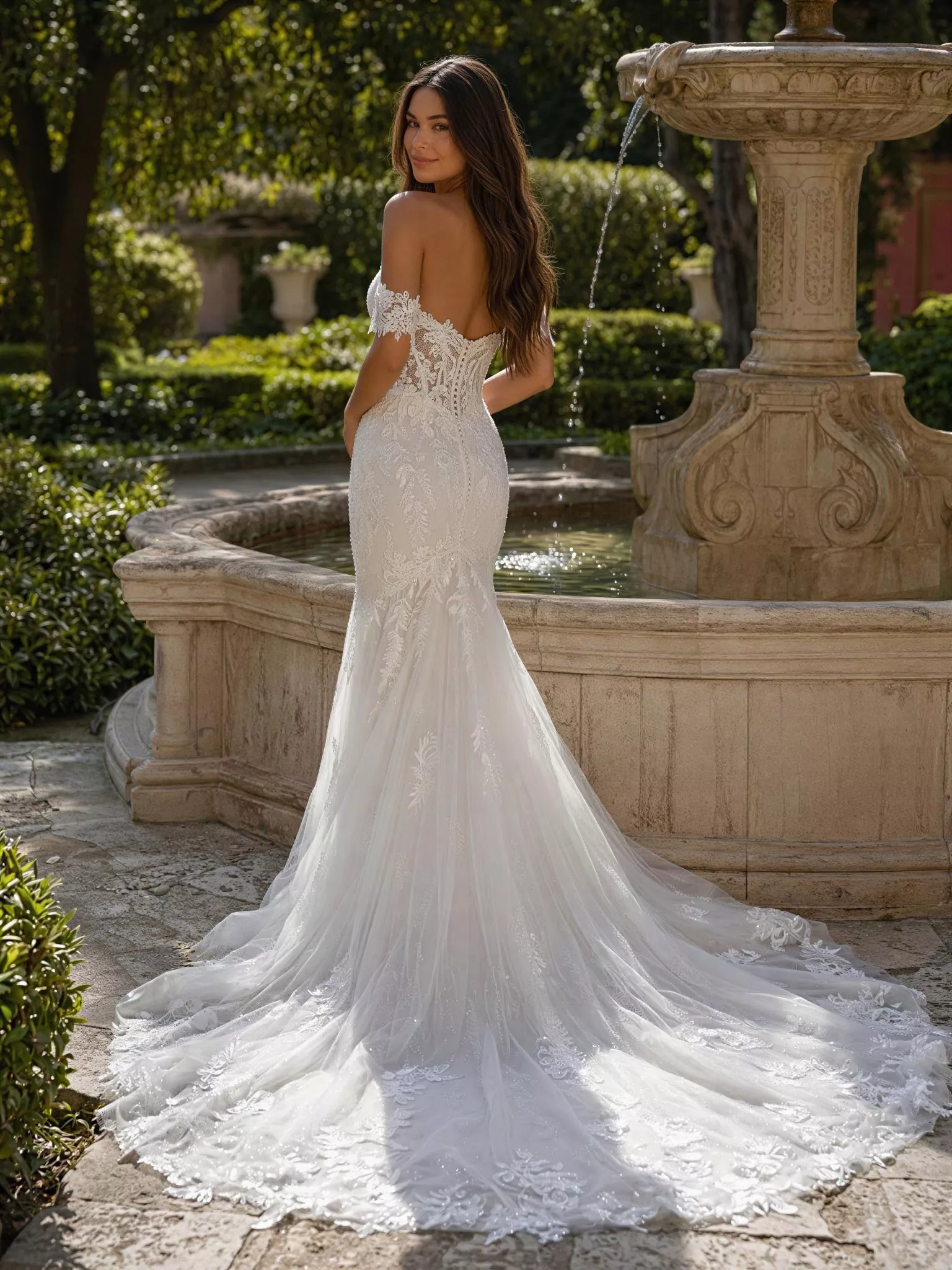 vestido-novia-lua-sedkaatelier-encaje-escotecorazón-espaldaenv-sedkanovias
