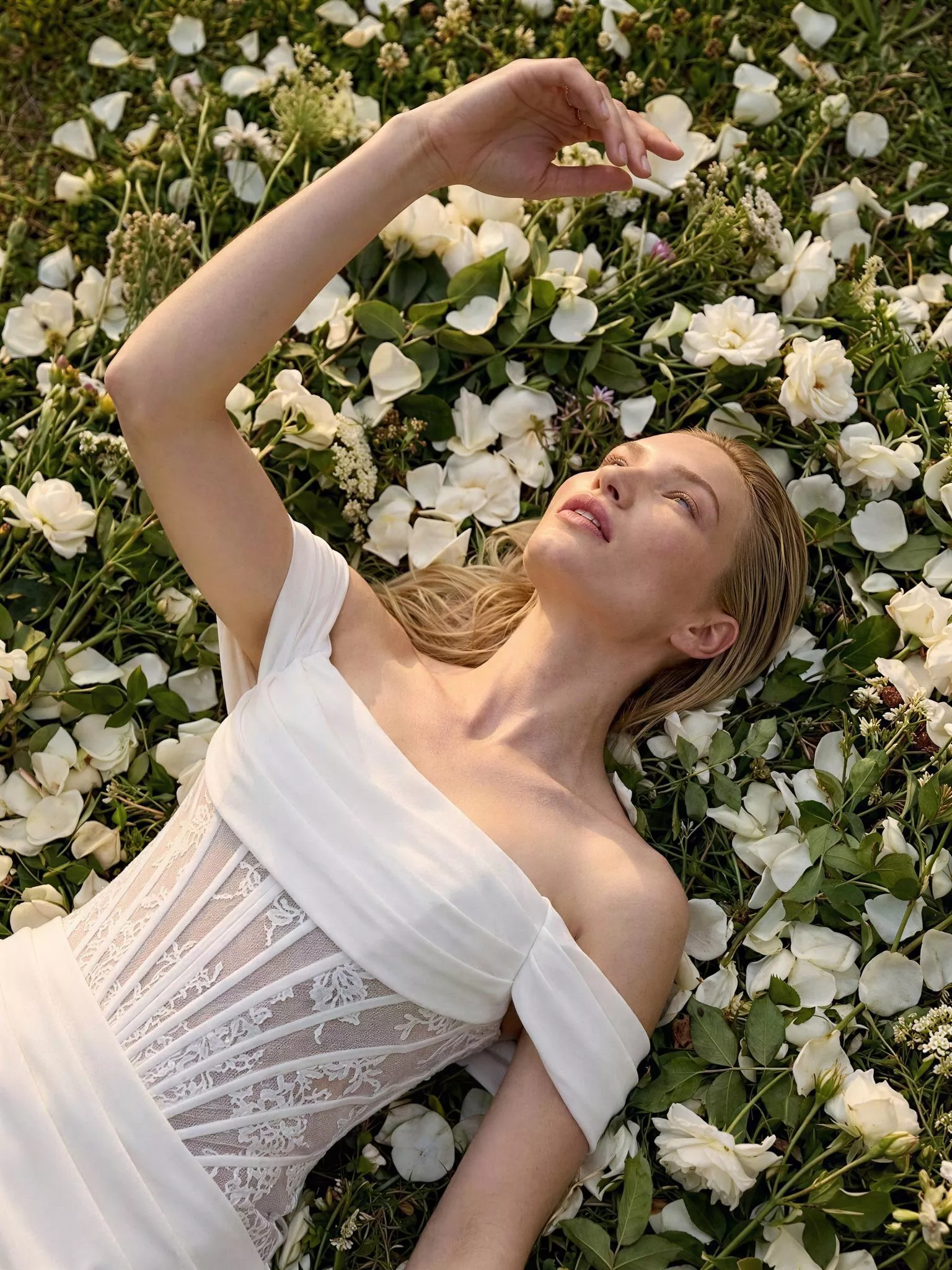 vestido-novia-pampa-sedkaatelier-escotepalabradehonor-espaldarecta-editorial-sedkanovias
