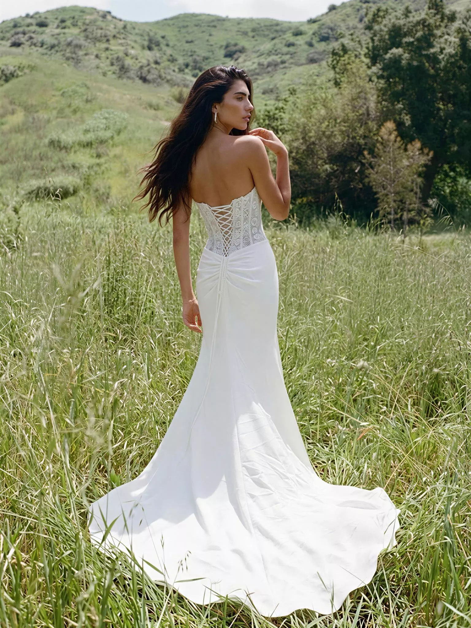 vestido-novia-rima-sedkaatelier-escotecorazón-espaldacorsé-sedkanovias