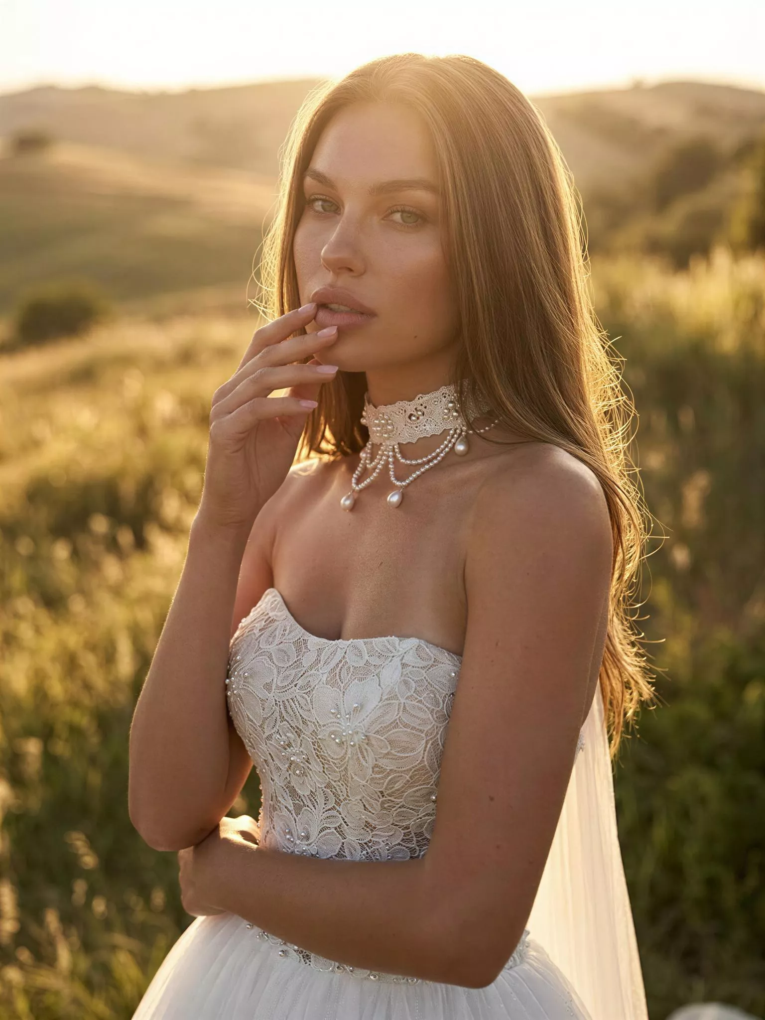 vestido-novia-solevi-sedkaatelier-escotecorazón-espaldarecta-detalle-sedkanovias