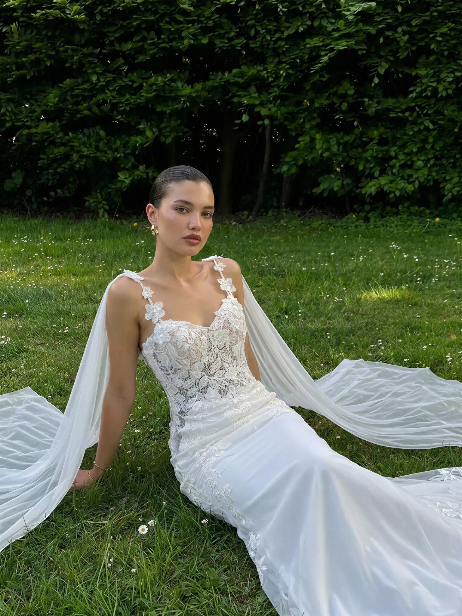 vestido-novia-sorelium-sedkacouture-encaje-escotecorazón-espaldaenv-frente-sedkanovias