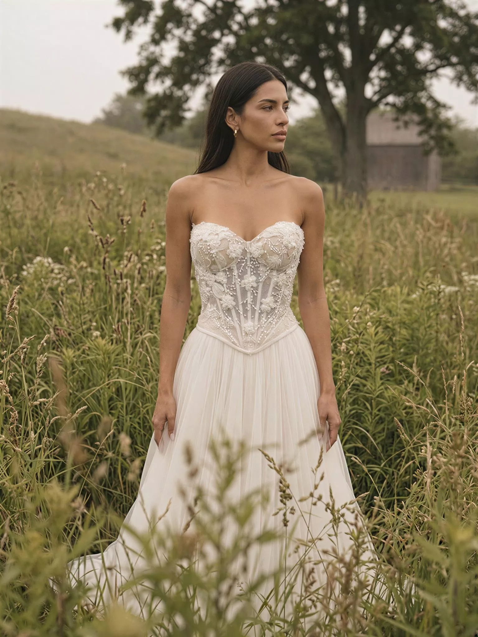vestido-novia-vela-sedkaatelier-escotecorazón-espaldaenv-editorial-sedkanovias