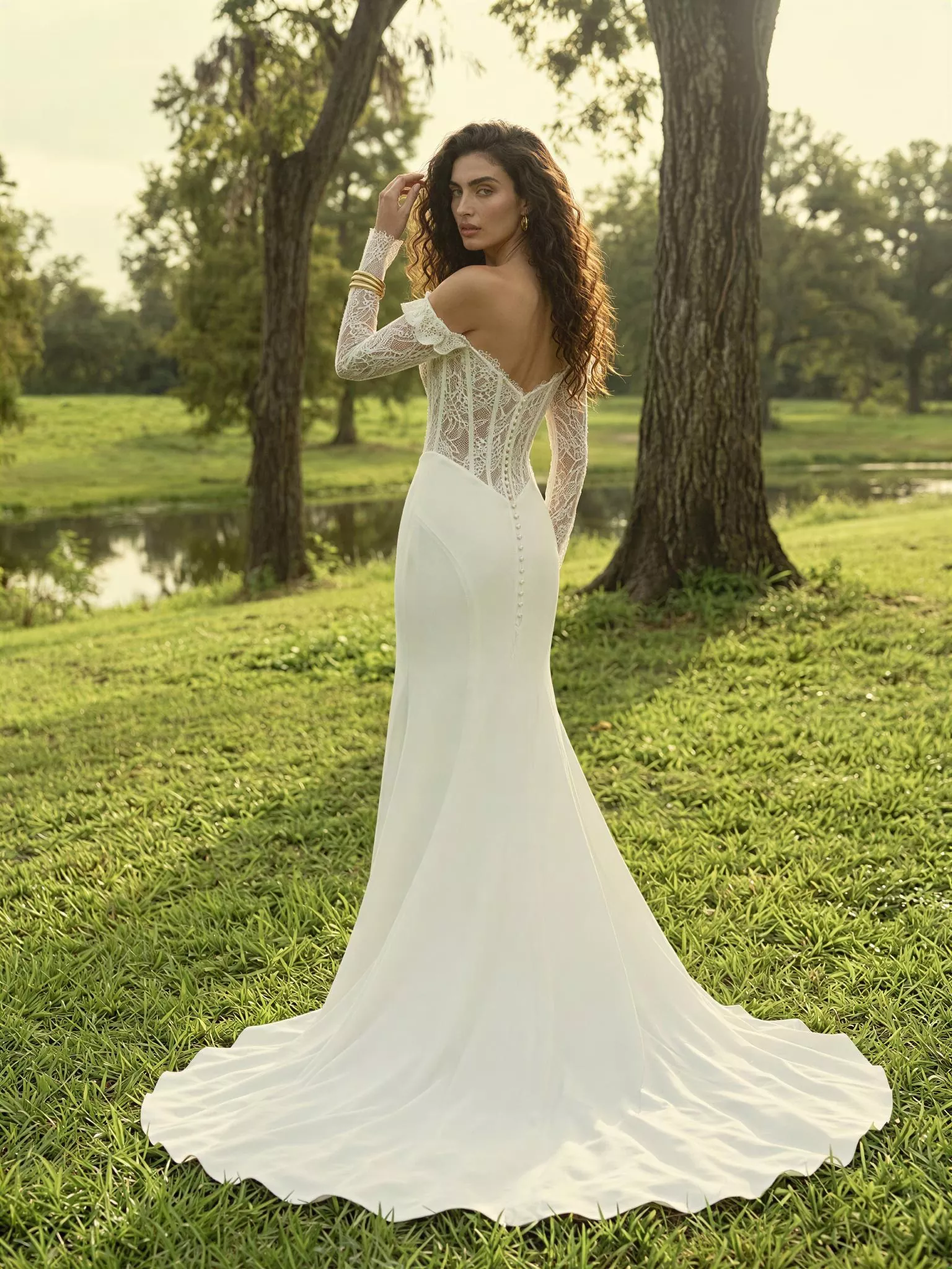 vestido-novia-verbena-sedkaatelier-escotecorazón-espaldaenv-sedkanovias